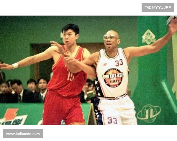姚明泳池照疑似P图真相曝光 原来这些NBA照片背后都有真实故事 姚明泳池照疑似P图真相曝光 原来这些NBA照片背后都有真实故事